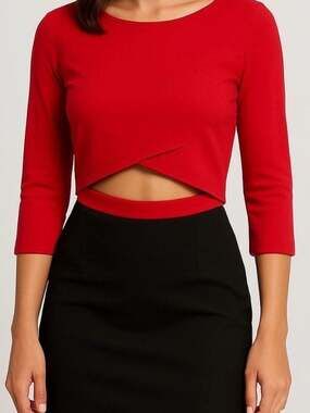 Bebe Red Cut Out Crop Top Size M ❤️